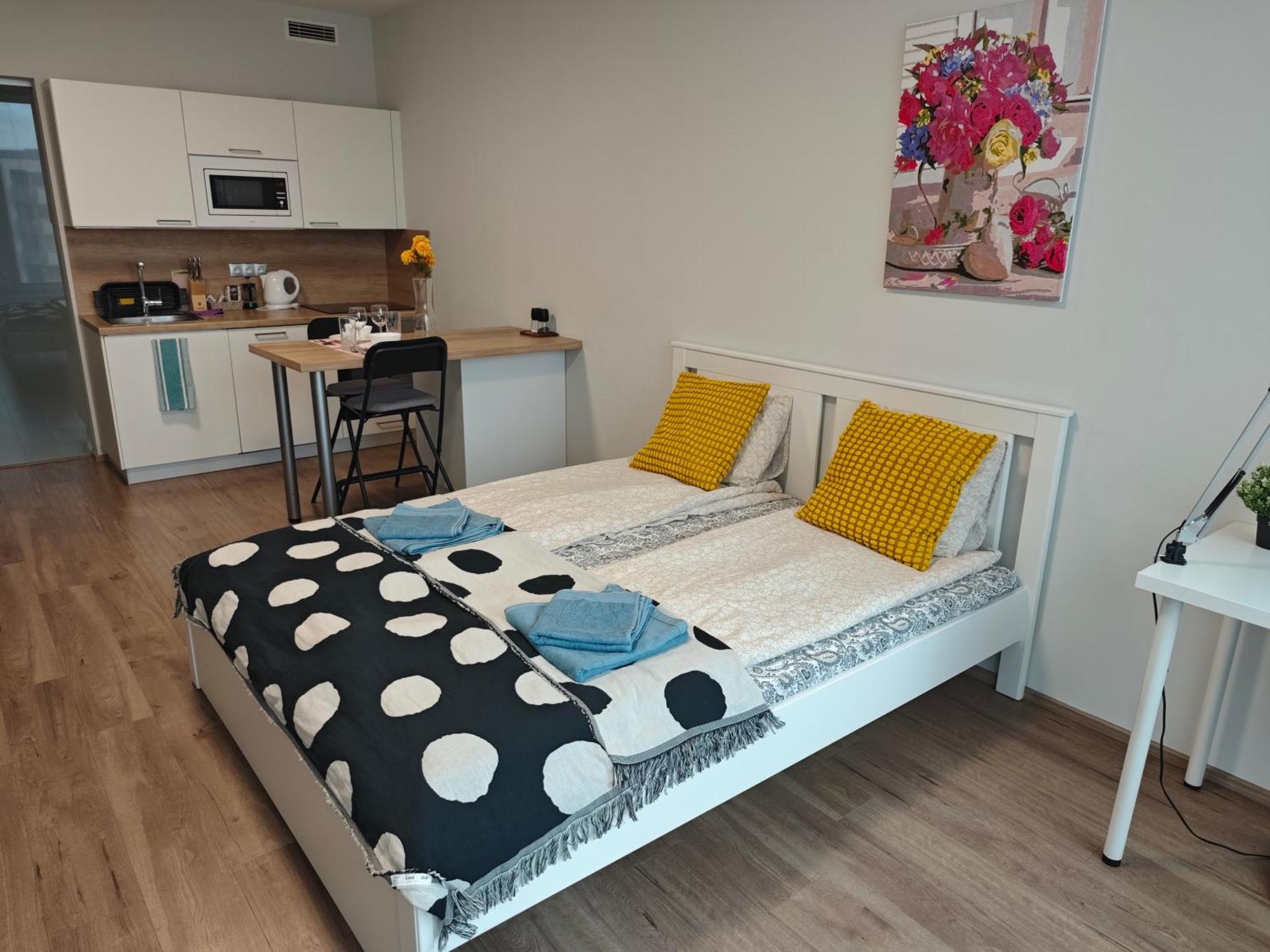 Comfort Flat With Great Location Praga Exterior foto