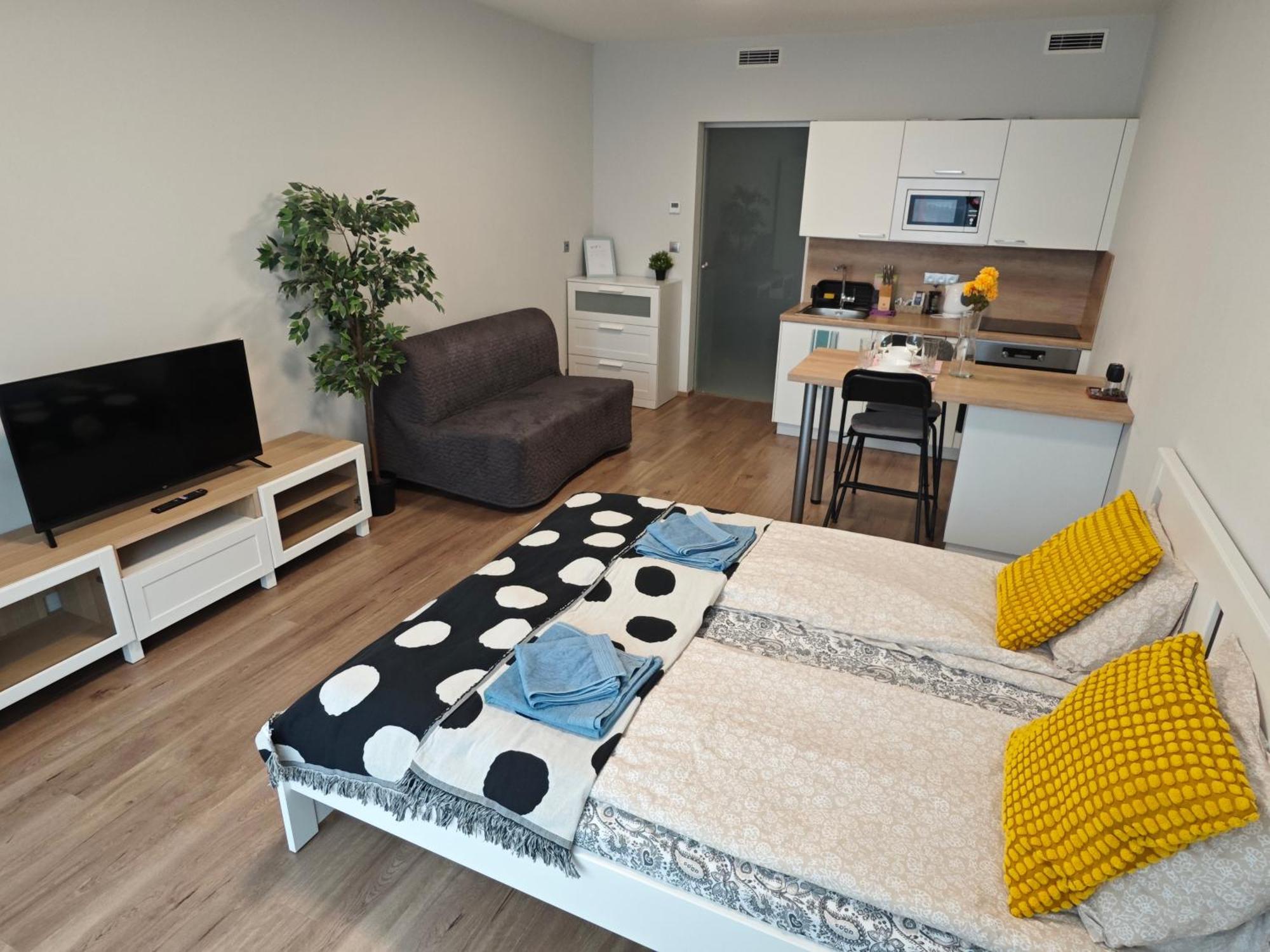 Comfort Flat With Great Location Praga Exterior foto
