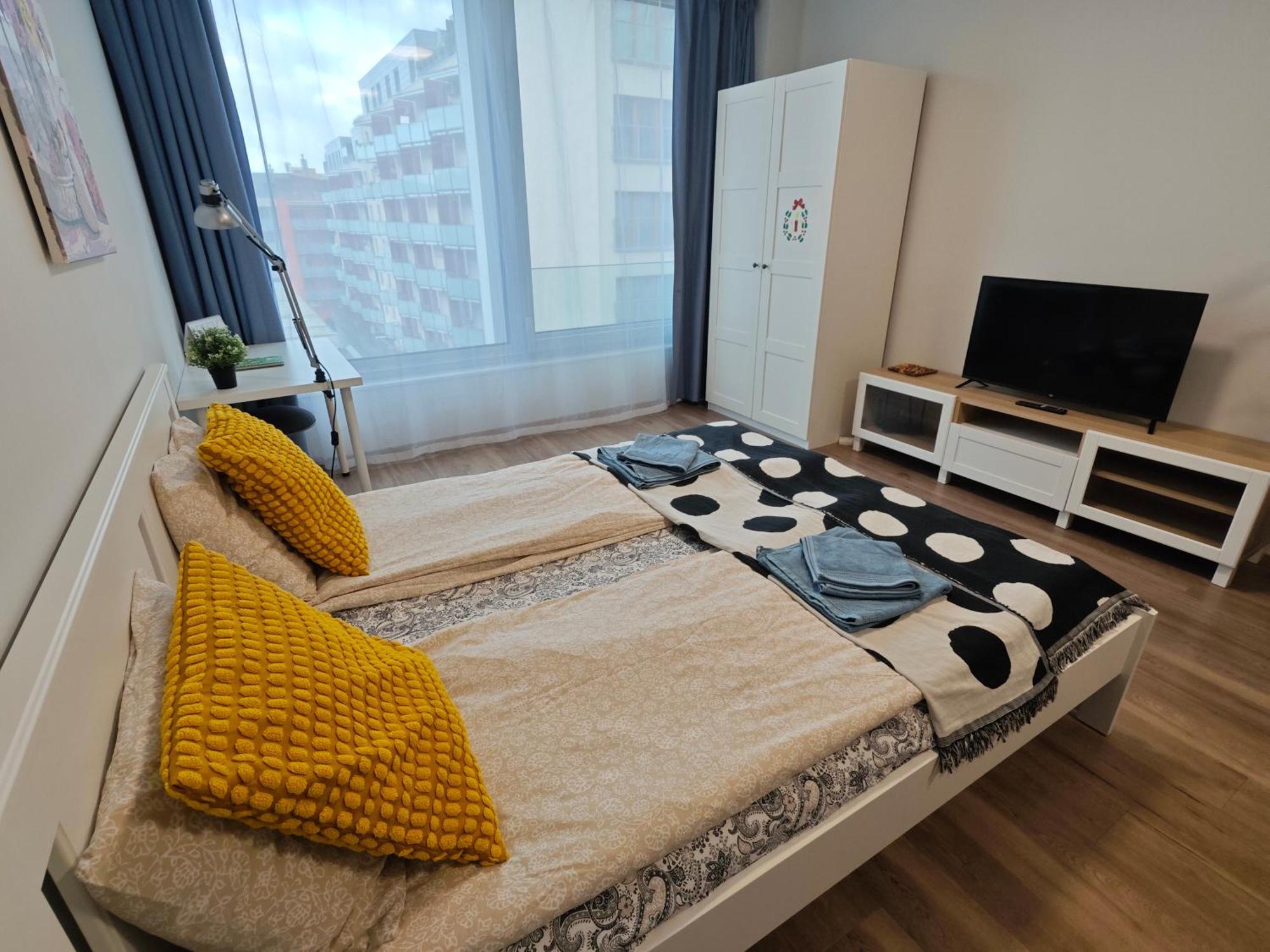 Comfort Flat With Great Location Praga Exterior foto